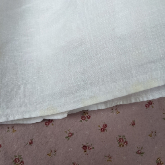 Pearl skirt - white button down linen skirt. - Picture 4 of 7
